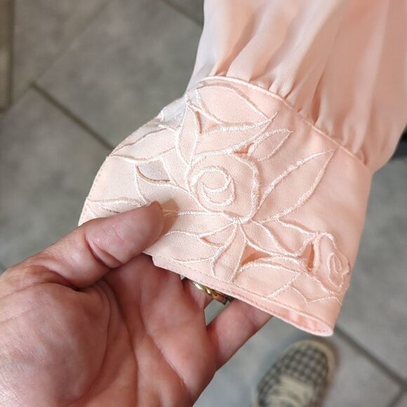 SIZE 6 gorgeous vintage pink floral long sleeve blouse, Josephine - Picture 4 of 6